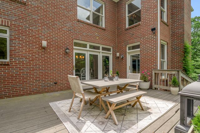 310 Ironwood Circle, Paris, KY 40361