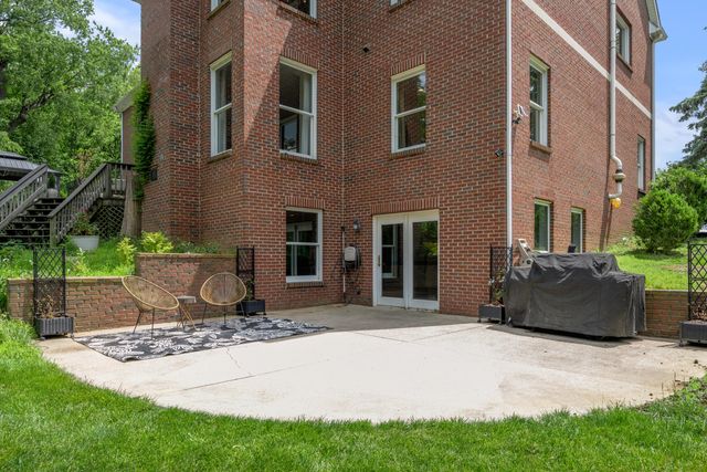 310 Ironwood Circle, Paris, KY 40361