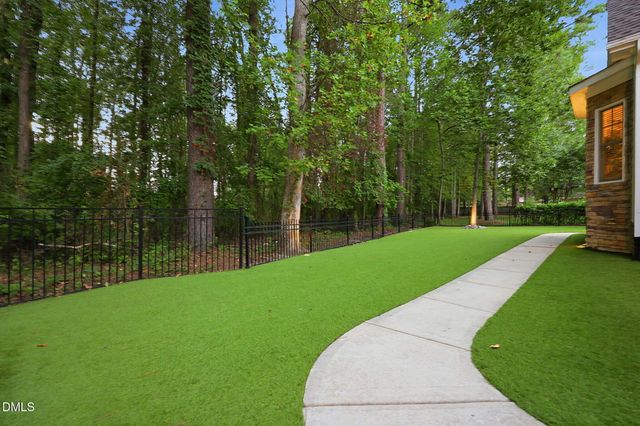 405 N Harrison Place Lane, Fuquay Varina, NC 27526