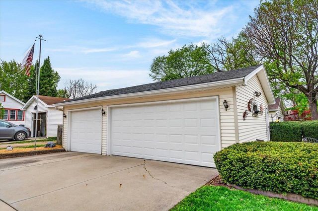 1104 Lawrence Street, Madison, WI 53715
