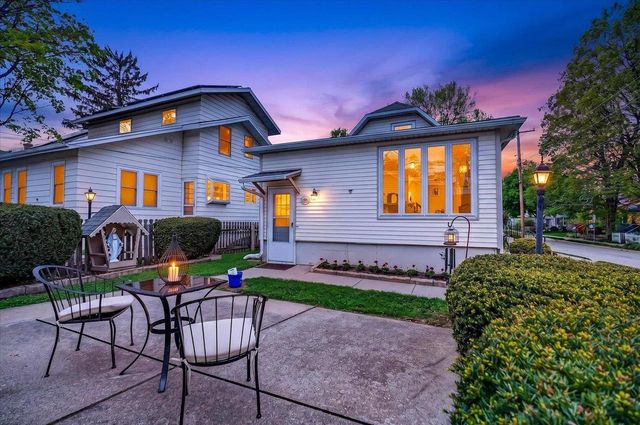 1104 Lawrence Street, Madison, WI 53715