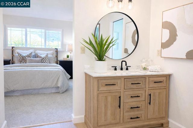 139 Regency Dr, Clayton, CA 94517