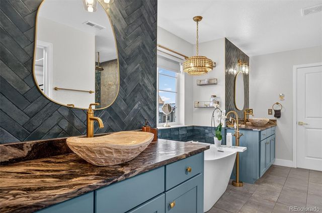 4218 Dunsinane Way, Castle Rock, CO 80104