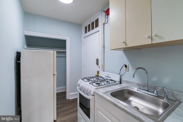 2115 N 63RD ST, Philadelphia, PA 19151