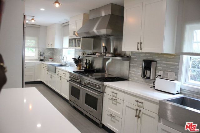 4109 Shadyglade Avenue, Studio City (los Angeles), CA 91604