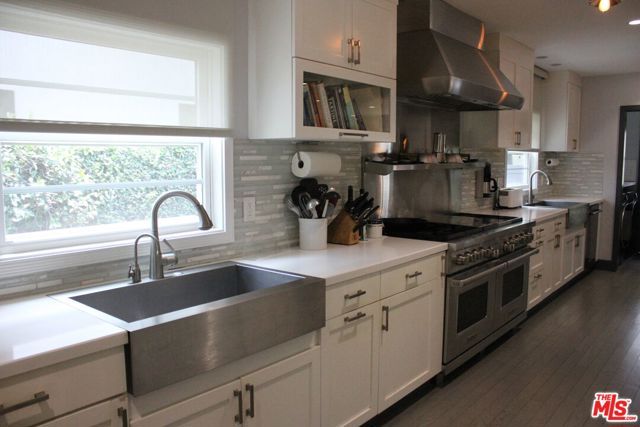 4109 Shadyglade Avenue, Studio City (los Angeles), CA 91604