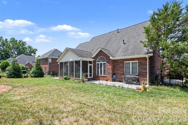 5107 Summerell Avenue, Gastonia, NC 28056