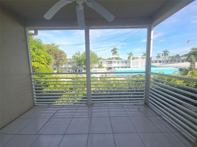 2131 NE 42nd Court 209e, Lighthouse Point, FL 33064