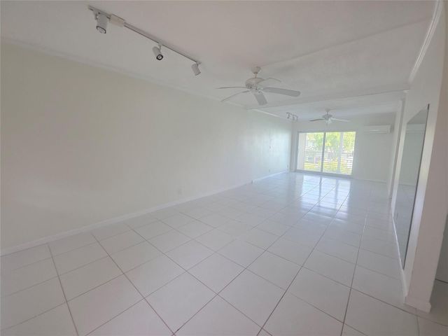 2131 NE 42nd Court 209e, Lighthouse Point, FL 33064