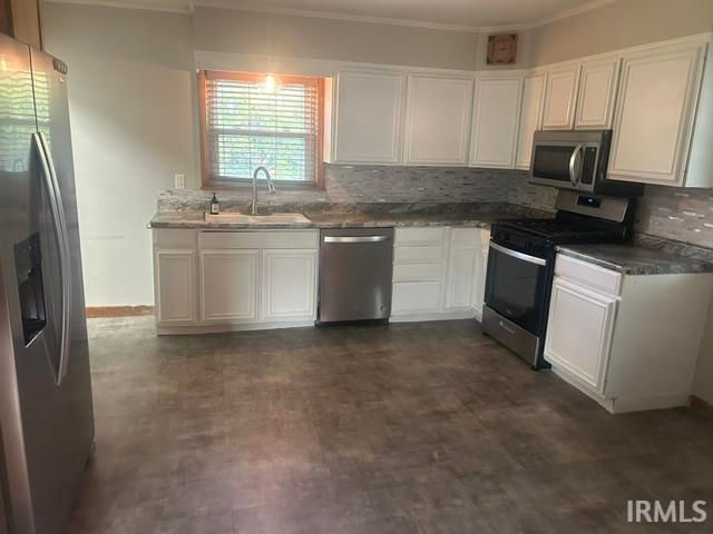 731 S Main Street, Upland, IN 46989