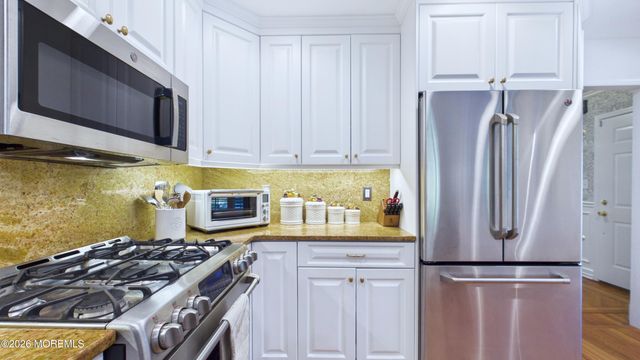 616 Valley Road, Brielle, NJ 08730