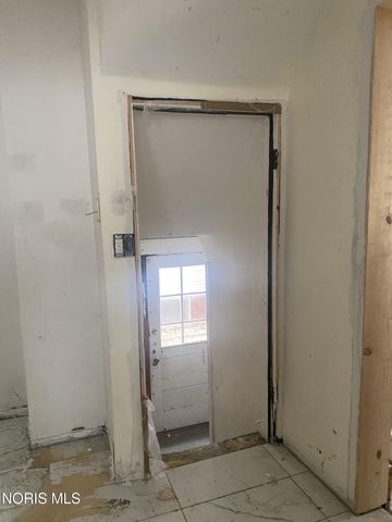 2631 Parkwood Avenue, Toledo, OH 43610