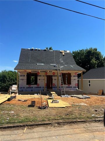 915 Redding Drive, High Point, NC 27260