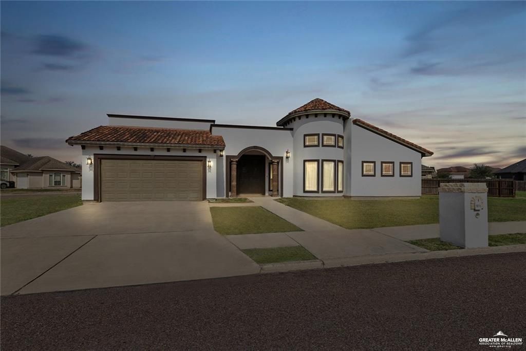 511 Mi Vida Street, Weslaco, TX 78596