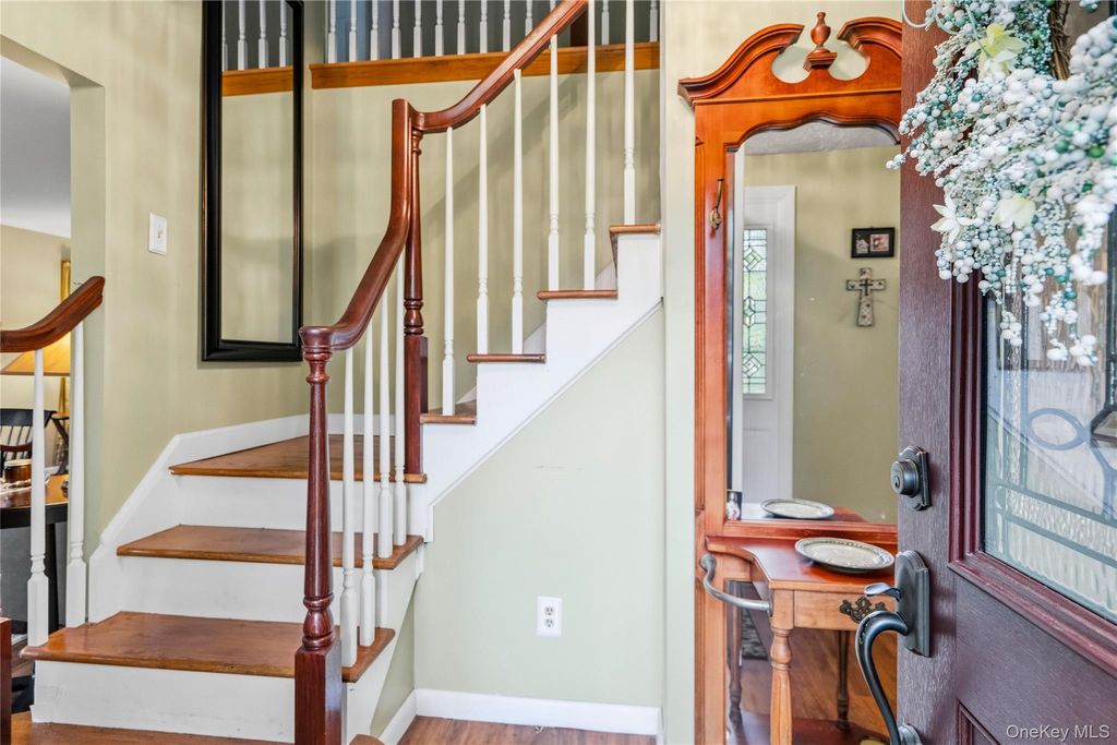 3 Palfrey Street, Stony Brook, NY 11790 — photo 4