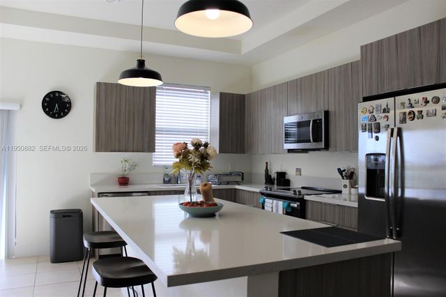 10455 NW 82nd St 33, Doral, FL 33178