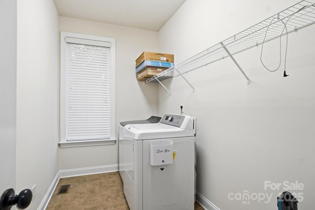 121 Skip Jack Point Court, Mooresville, NC 28117