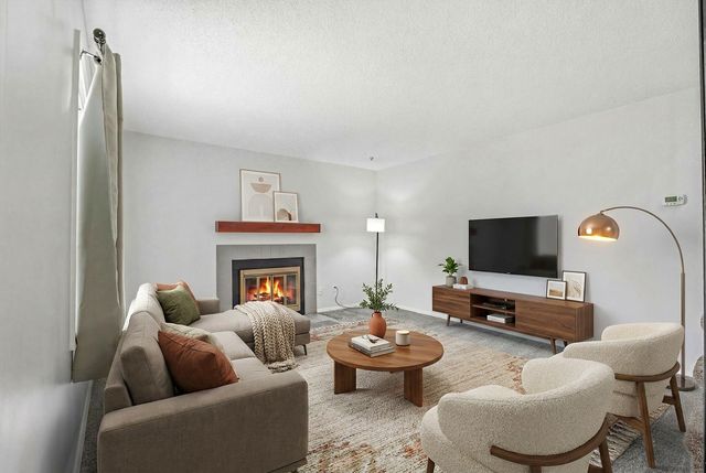 907 Monterey Drive, Shoreview, MN 55126