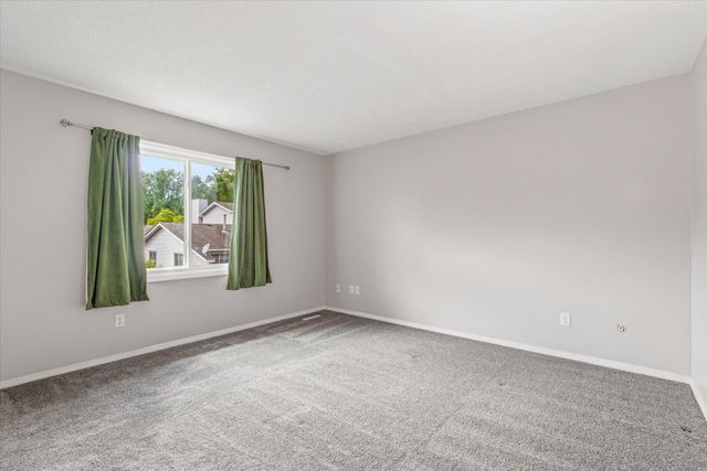907 Monterey Drive, Shoreview, MN 55126