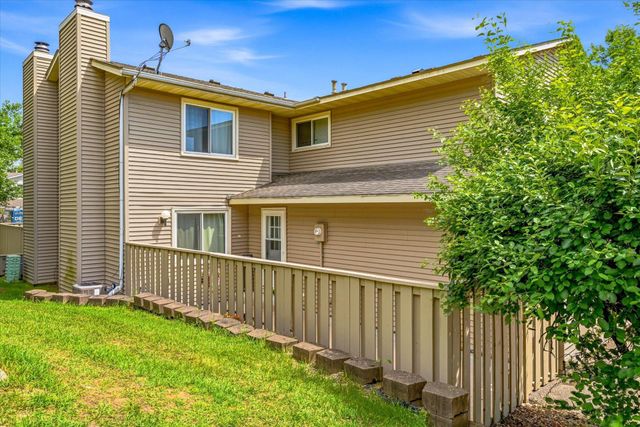 907 Monterey Drive, Shoreview, MN 55126