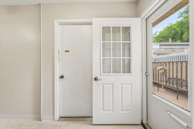 907 Monterey Drive, Shoreview, MN 55126