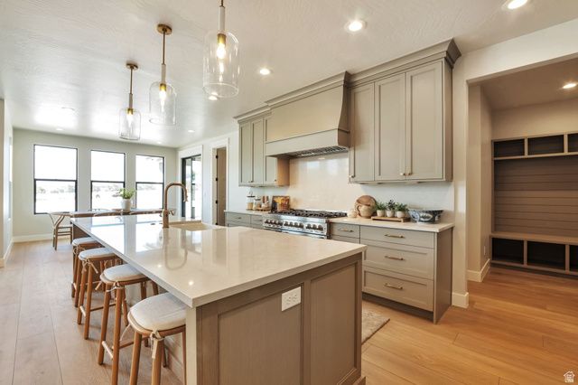 286 W SUMMERHILL LN, Centerville, UT 84014