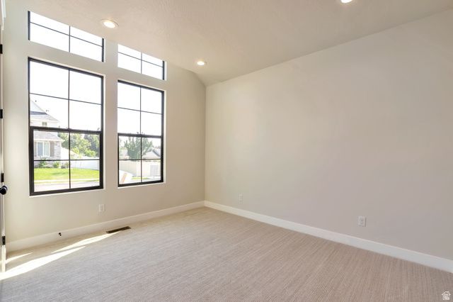 286 W SUMMERHILL LN, Centerville, UT 84014