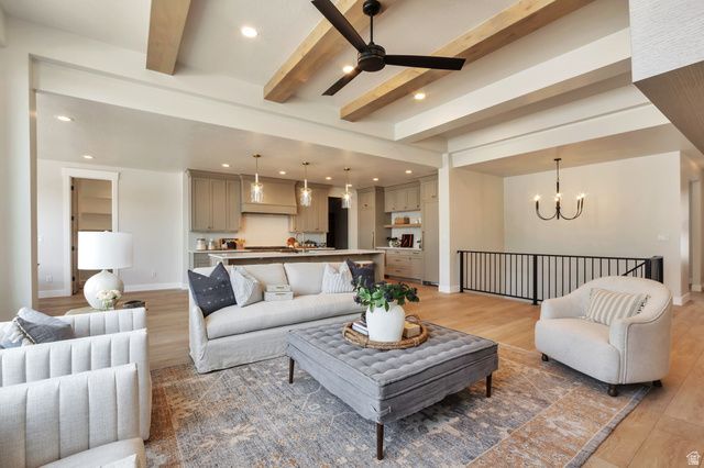 286 W SUMMERHILL LN, Centerville, UT 84014