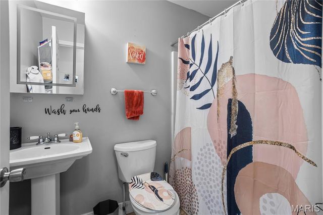 3094 Valley Oaks Drive, Imperial, MO 63052