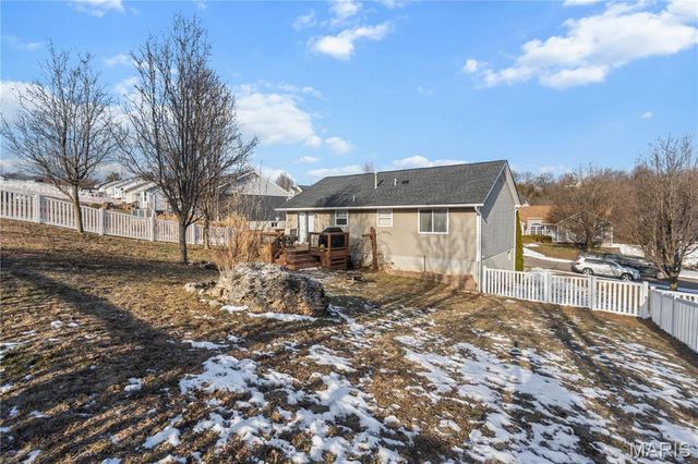 3094 Valley Oaks Drive, Imperial, MO 63052