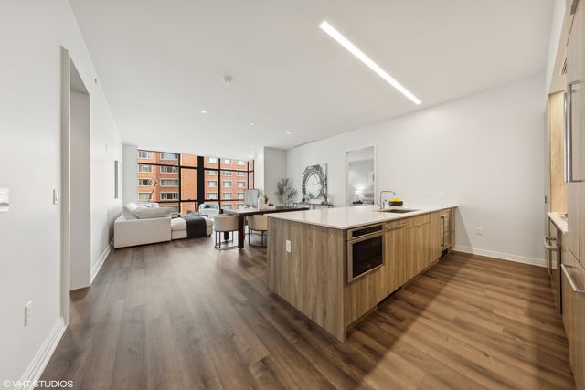 61 E Banks Street 802, Chicago, IL 60610