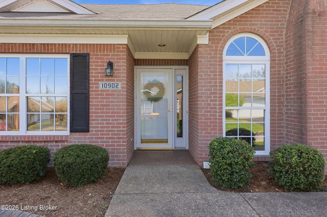 10902 Oxford Commons Ct, Louisville, KY 40291