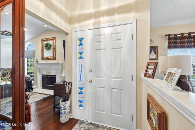 10902 Oxford Commons Ct, Louisville, KY 40291