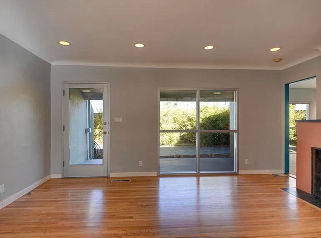 2920 Santa Clara Avenue SE, Albuquerque, NM 87106