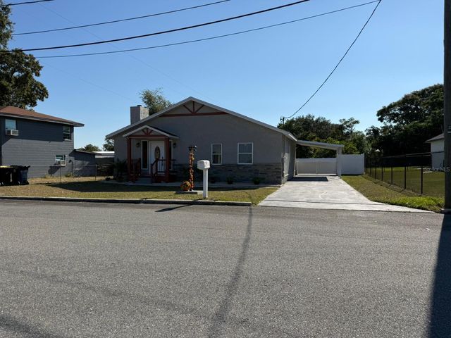 208 CENTER STREET, Auburndale, FL 33823