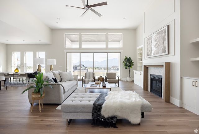 2996 E BONNIE LYNN LN, Sandy, UT 84092