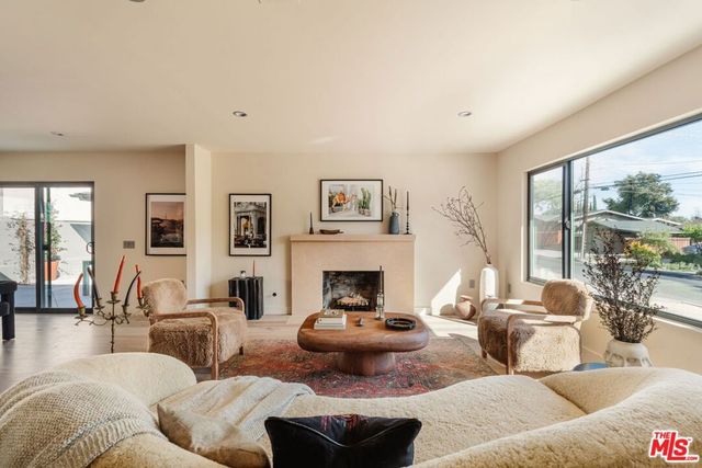 1487 Asbury Drive, Pasadena, CA 91104