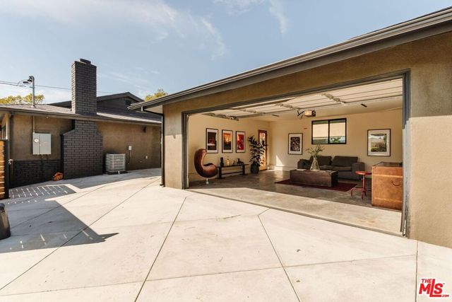 1487 Asbury Drive, Pasadena, CA 91104