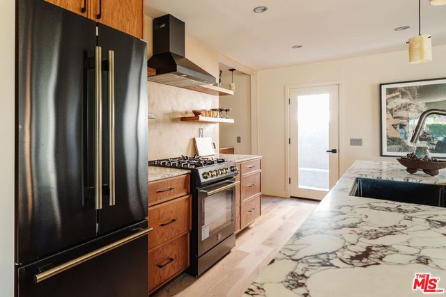 1487 Asbury Drive, Pasadena, CA 91104