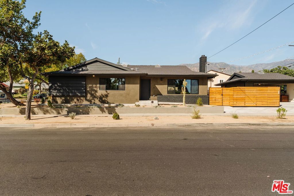 1487 Asbury Drive, Pasadena, CA 91104