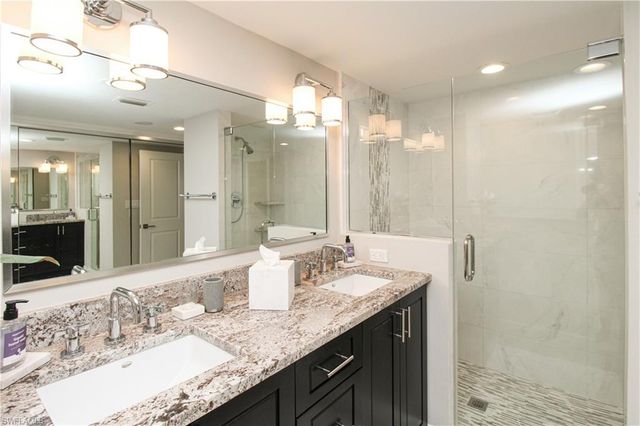 9653 Gulf Shore DR 203, Naples, FL 34108