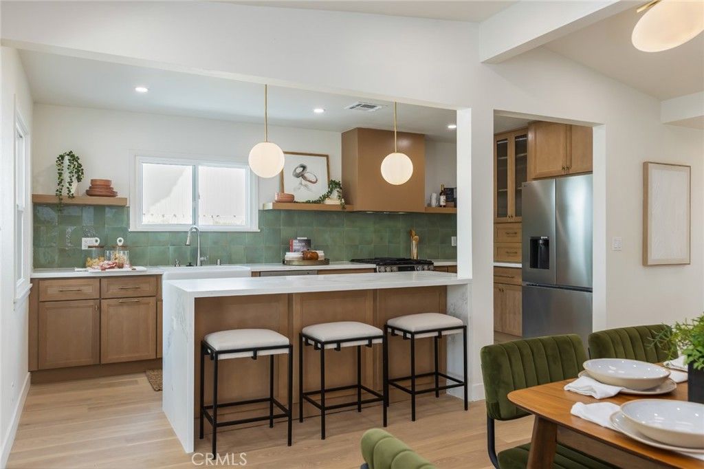 Image 11 of property listing at 21625 Bernice Avenue, Torrance, CA 90503