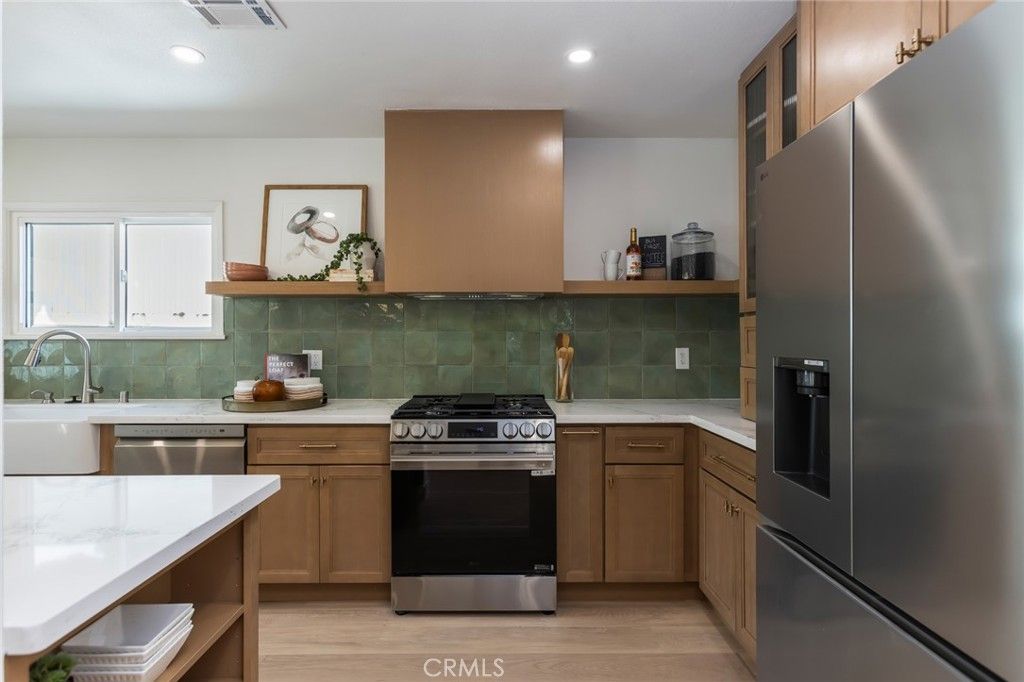 Image 12 of property listing at 21625 Bernice Avenue, Torrance, CA 90503