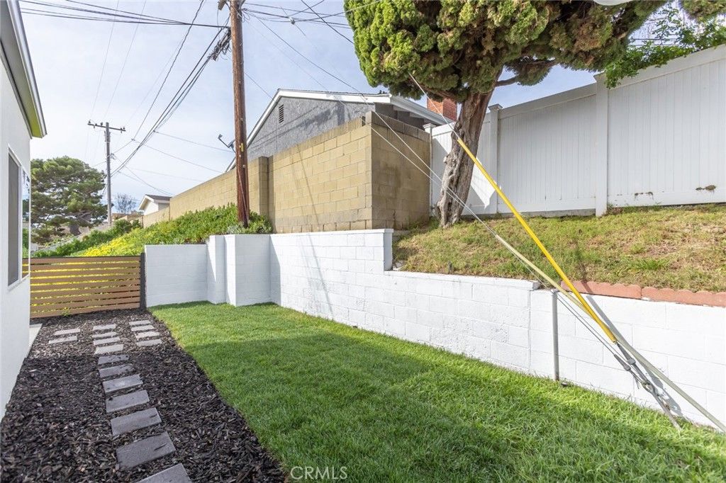 Image 34 of property listing at 21625 Bernice Avenue, Torrance, CA 90503