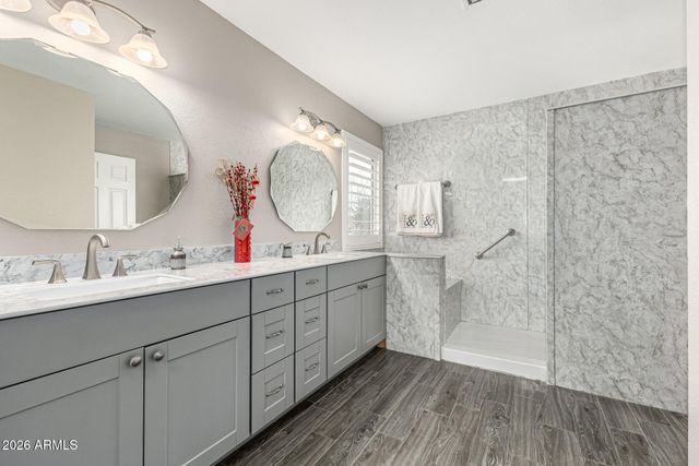 3348 E GLENHAVEN Drive, Phoenix, AZ 85048