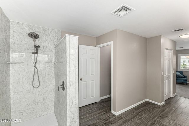 3348 E GLENHAVEN Drive, Phoenix, AZ 85048