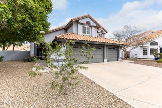 3348 E GLENHAVEN Drive, Phoenix, AZ 85048