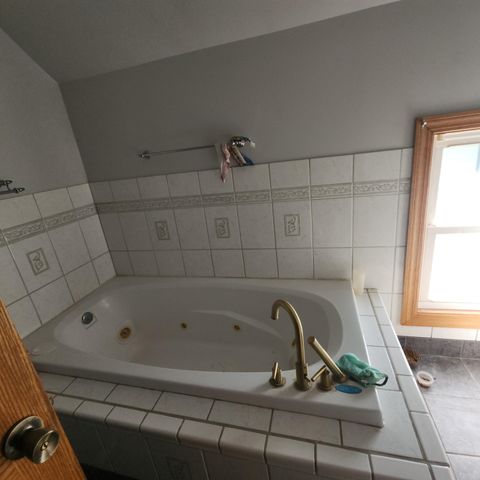 307 E Maple Avenue, La Porte, IN 46350