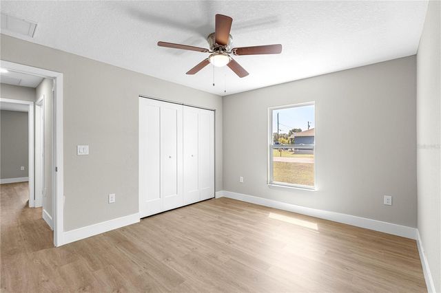 22 MALAUKA RUN LANE, Ocklawaha, FL 32179