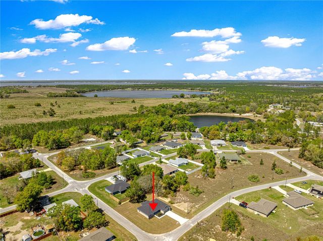 22 MALAUKA RUN LANE, Ocklawaha, FL 32179
